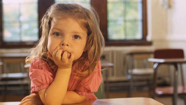 9 Motivos pelos quais as crianças e os jovens desenvolvem a Timidez