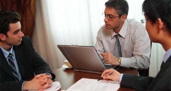 5 Maneiras Eficientes de causar uma boa Impressão durante uma Entrevista de Emprego